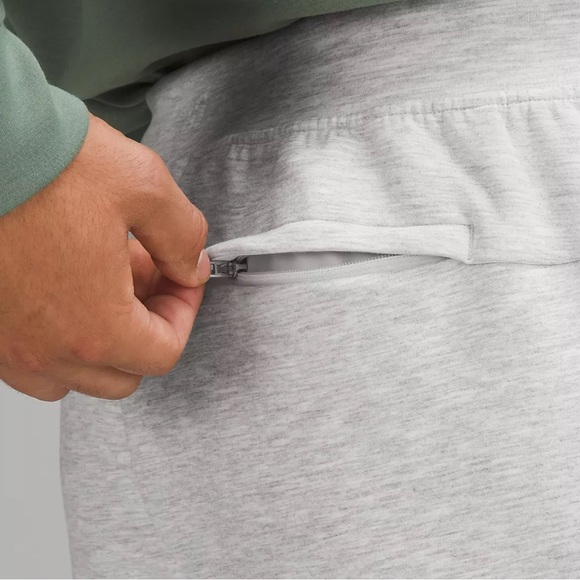 Lululemon Smooth Spacer Shorts Core Ultra Gray Size S - Picture 6 of 10